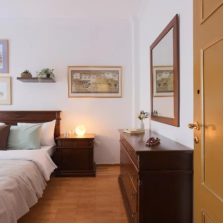 Luxury Vantage 3br Spatial View Apartment *