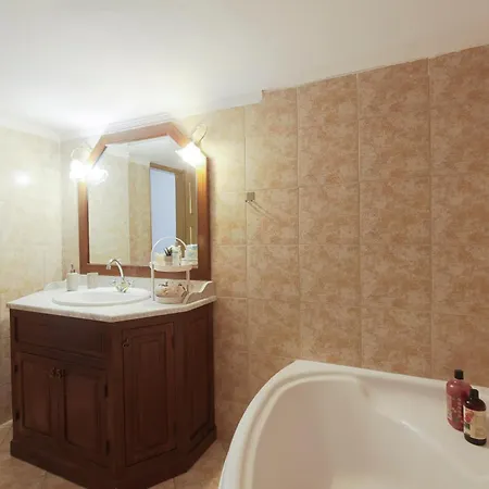 Apartment Luxury Vantage 3br Spatial View Thessaloniki