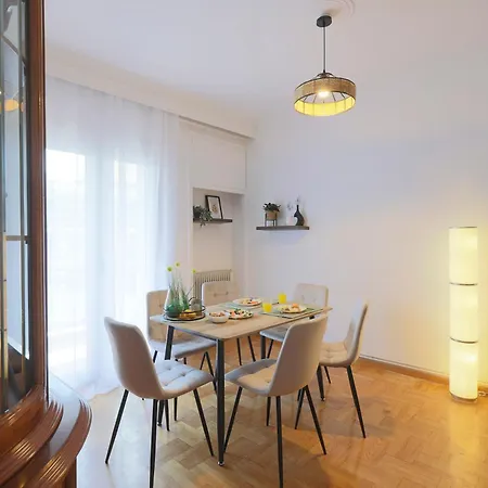Luxury Vantage 3br Spatial View Apartment Thessaloniki