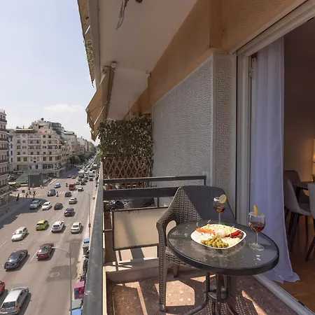 Luxury Vantage 3br Spatial View *