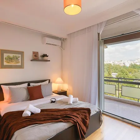 Luxury Vantage 3br Spatial View *
