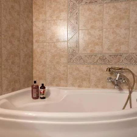 Luxury Vantage 3br Spatial View *
